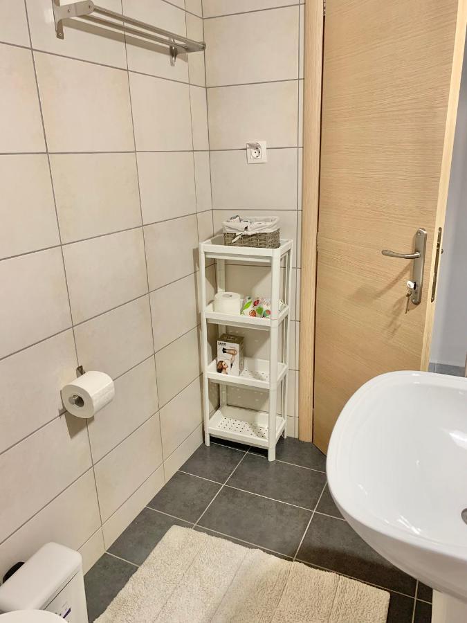 Lovely Apartment By The Sea 2 ….. Epanomi Bagian luar foto