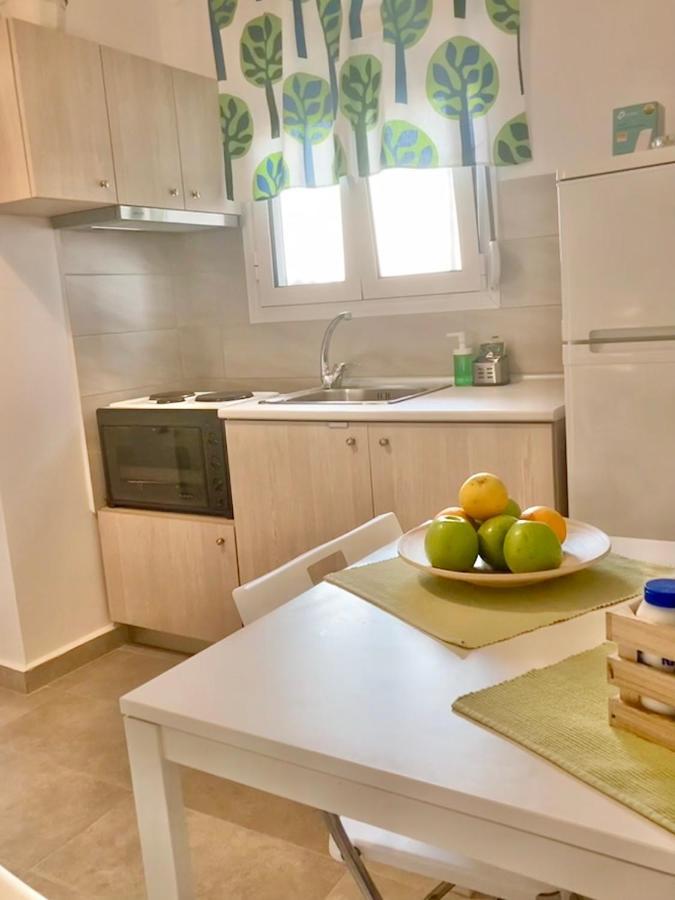 Lovely Apartment By The Sea 2 ….. Epanomi Bagian luar foto